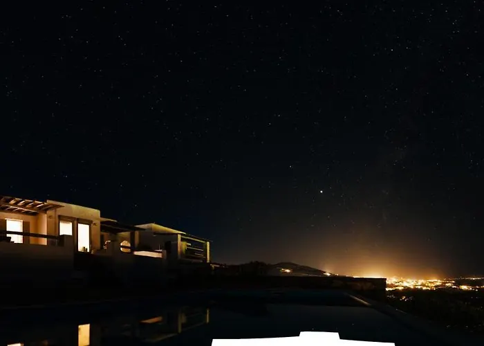 Aqua Villa Parasporos