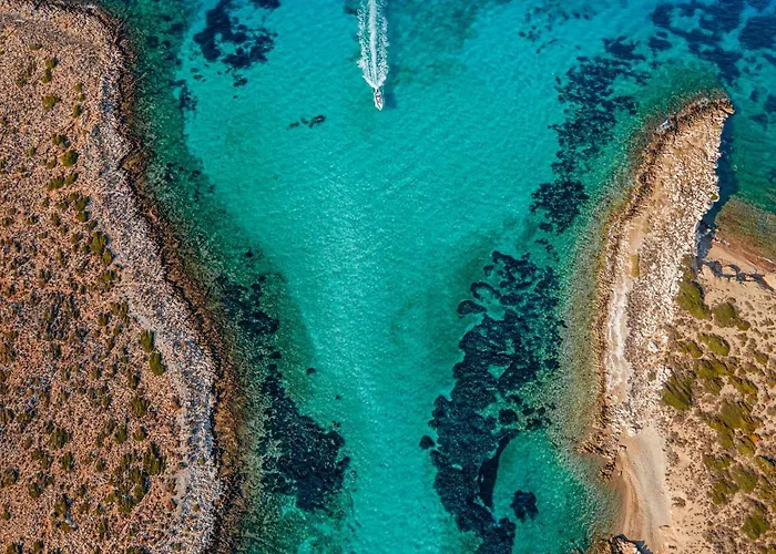 Villa Aqua Parasporos